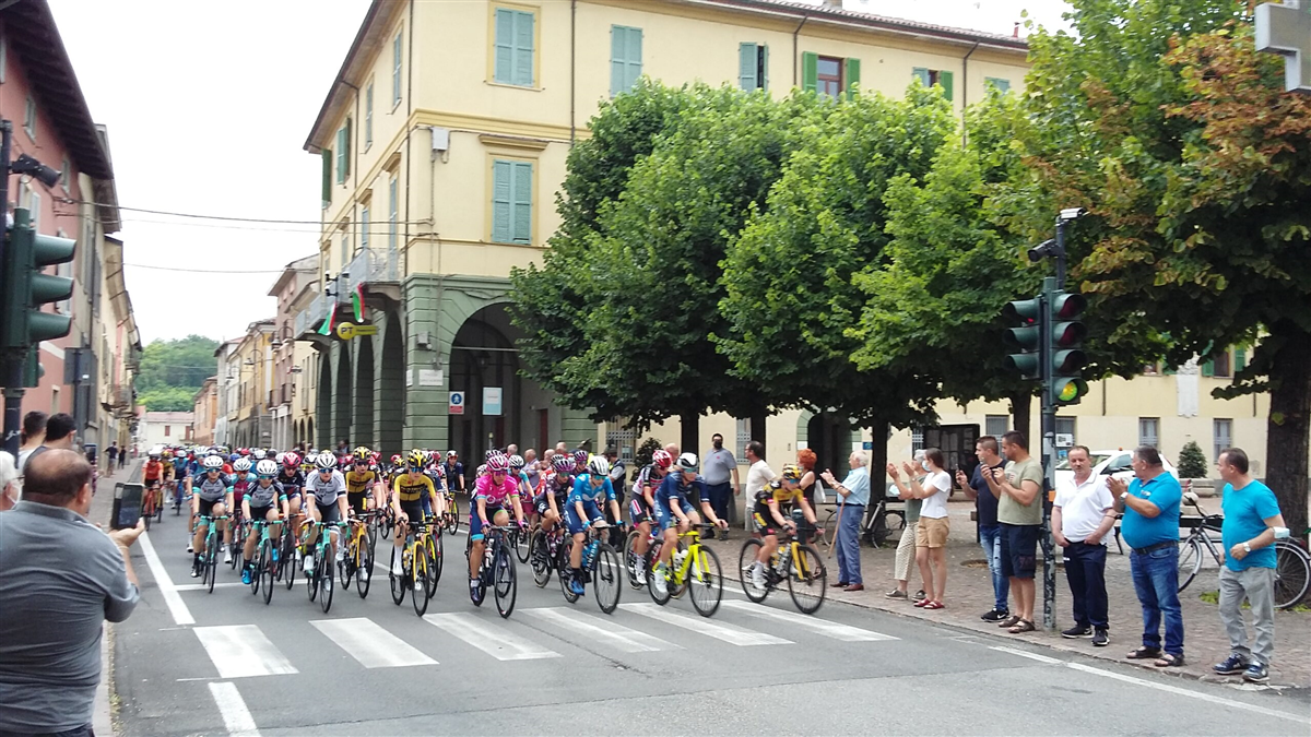Domenica 4 luglio 2021 passaggio Giro d’Italia femminile