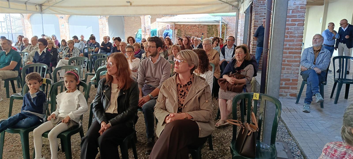 PHOTO-2026-10-11-21-34-215