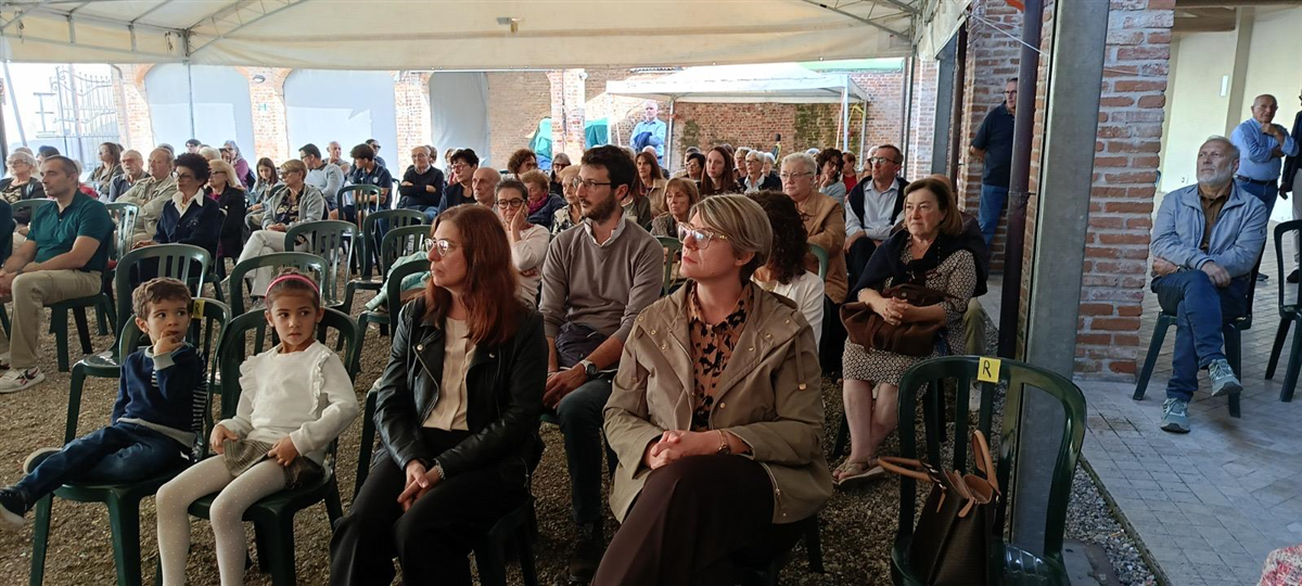 PHOTO-2026-10-11-21-34-402